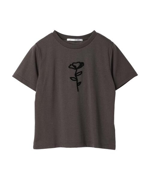 RAY CASSIN FAVORI(レイカズンフェバリ)の「・RAY CASSIN フラワーサガラ刺繍Tシャツ(Tシャツ/カットソー・レディース・その他7/チャコールグレー/オフホワイト・FREE)」の5枚目の写真