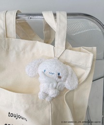 AS KNOW AS plus（アズノゥアズプラス）の「Sanrio characters と一緒ボールチェーンマスコット付トートバッグ 【Sanrio/サンリオ】（トートバッグ）」