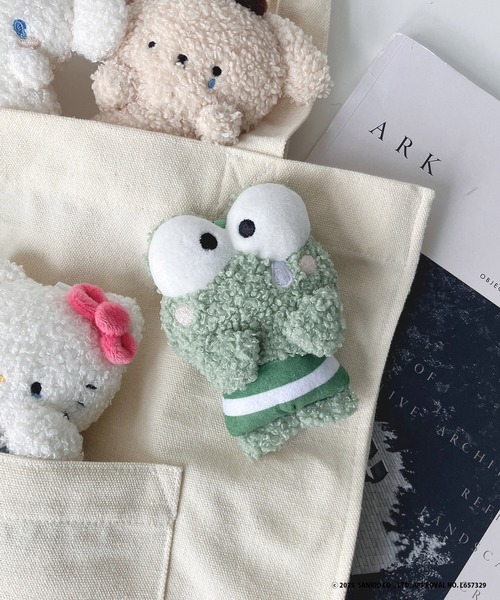 AS KNOW AS plus（アズノゥアズプラス）の「Sanrio characters と一緒ボールチェーンマスコット付トートバッグ 【Sanrio/サンリオ】（トートバッグ・レディース・ホワイト系その他/ピンク系その他/ホワイト系その他2/ブラック系その他/ピンク系その他2/ホワイト系その他3/ホワイト系その他4/ブラック系その他2/イエロー系その他2/グリーン系その他3/イエロー系その他3/ホワイト系その他6/ホワイト系その他7/ホワイト系その他5/イエロー系/ブラウン系/レオパード/グリーン系/ベージュ系/ブラック系1/ホワイト系1/ホワイト系/ベージュ系1/ピンク系1/イエロー系1・FREE）」の17枚目の写真