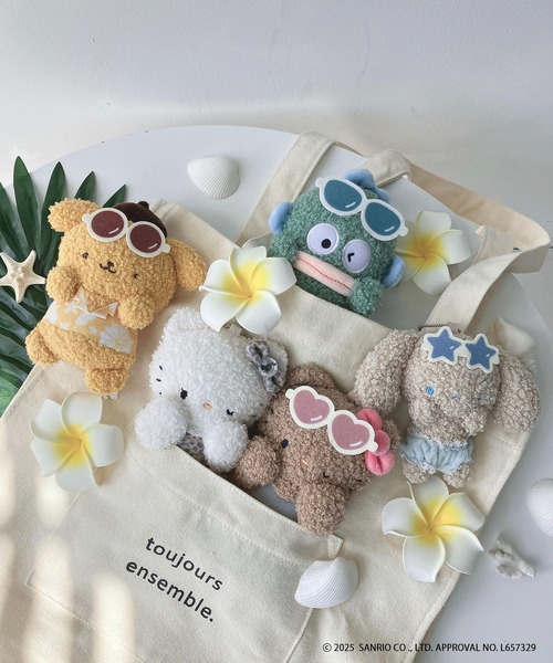 Sanrio characters と一緒ボールチェーンマスコット付トートバッグ