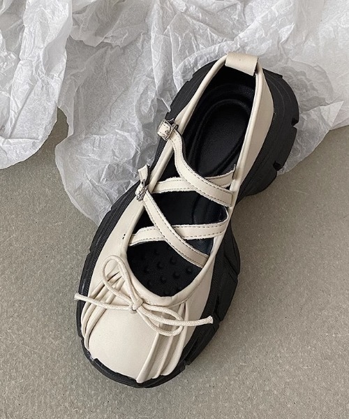 wears（ウェアーズ）の「メリージェーンスニーカーシューズ（スニーカー・レディース・ブラック/アイボリー・M/L）」の4枚目の写真