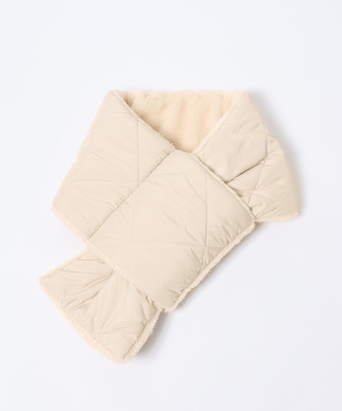 Andemiu（アンデミュウ）の「エアサーマルキルトマフラー704283（マフラー・レディース・ブラック/アイボリー・FREE）」の10枚目の写真