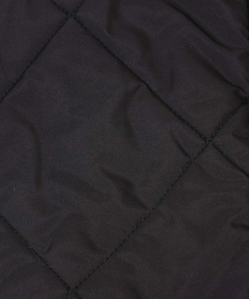 Andemiu（アンデミュウ）の「エアサーマルキルトマフラー704283（マフラー・レディース・ブラック/アイボリー・FREE）」の16枚目の写真