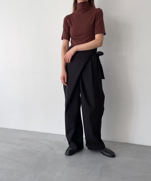 CANAL JEAN（キャナルジーン）の「El mar　ハイネック半袖Tシャツ（Tシャツ/カットソー・レディース・ブラウン/ブラック/グレー・ONE SIZE）」の13枚目の写真