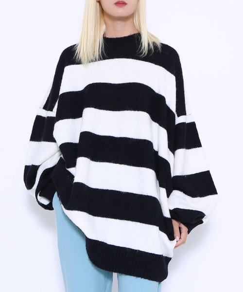 PUNYUS（プニュズ）の「オーバーボーダーニット（ニット/セーター・レディース・レッド/ホワイト/グリーン/ブルー・3/4/1/2）」の2枚目の写真