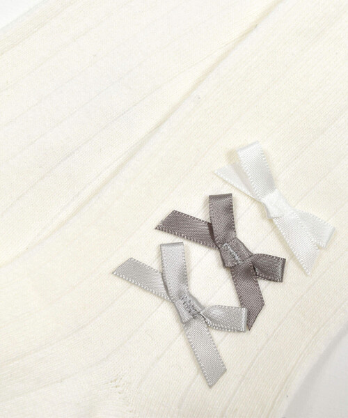 BeBe（ベベ）の「サイドリボンタイツ(80~140cm)（タイツ/ストッキング・キッズ・オフホワイト/ブラック・M/S/L/XS）」の12枚目の写真