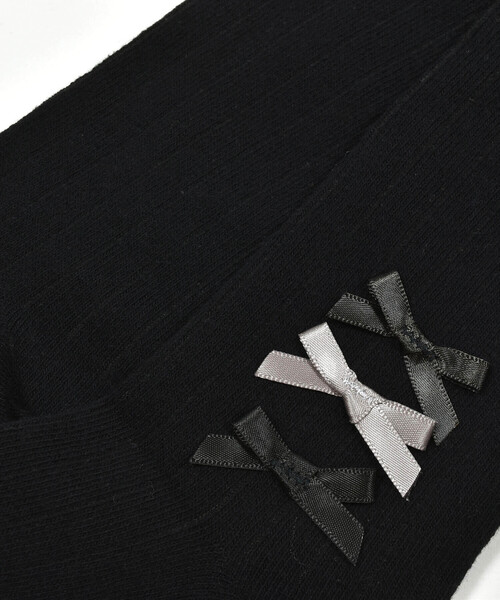 BeBe（ベベ）の「サイドリボンタイツ(80~140cm)（タイツ/ストッキング・キッズ・オフホワイト/ブラック・M/S/L/XS）」の6枚目の写真