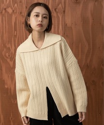 center slit collar knit / センタースリットカラーニット