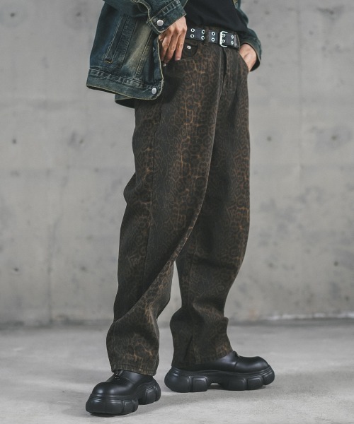 Shoowtime(ショウタイム)の「レオパードプリントワイドデニムパンツ(デニムパンツ・メンズ・レオパード・MEDIUM/LARGE/X-LARGE)」の6枚目の写真