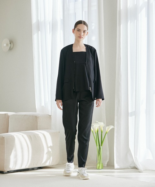 INED CLARO（イネドクラロ）の「ケープスリーブジャケット【セットアップ対応】（ノーカラージャケット・レディース・ブラック/ネイビー・フリー）」の9枚目の写真