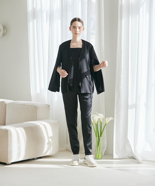 INED CLARO（イネドクラロ）の「ケープスリーブジャケット【セットアップ対応】（ノーカラージャケット・レディース・ブラック/ネイビー・フリー）」の3枚目の写真