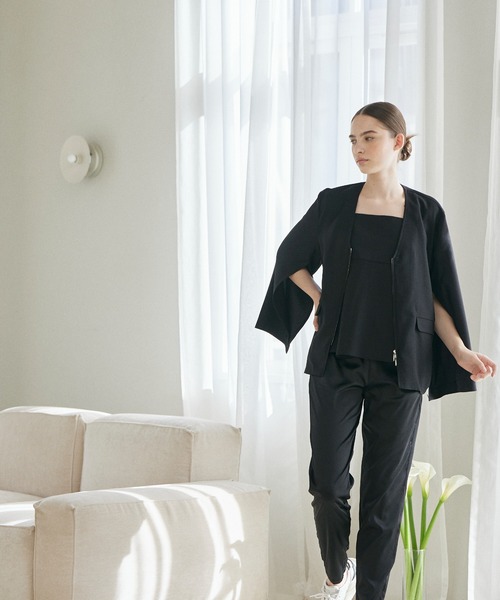 INED CLARO（イネドクラロ）の「ケープスリーブジャケット【セットアップ対応】（ノーカラージャケット・レディース・ブラック/ネイビー・フリー）」の17枚目の写真