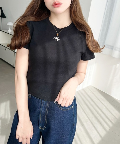 moment+(モーメントプラス)の「ワンポイント刺繍半袖チビTシャツ(Tシャツ/カットソー・レディース・ホワイト系その他/ナチュラル/オフホワイト/ブラック/ピンク・L/M)」の17枚目の写真