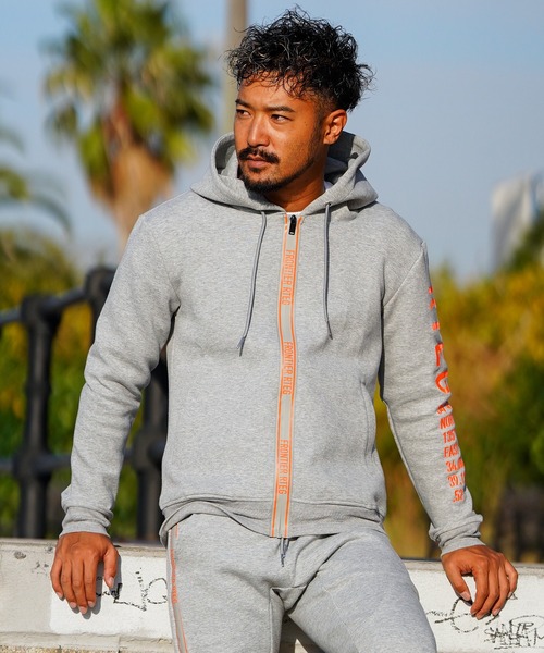 adamsJUGGLER（アダムスジャグラー）の「RTEG/N.Oジップフーディー