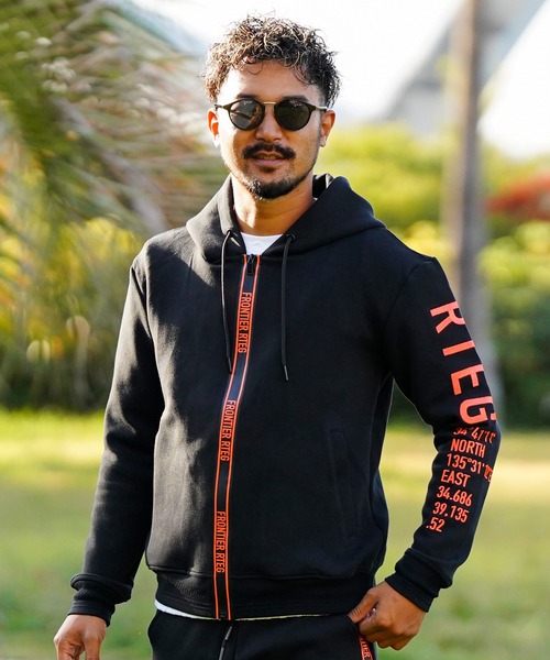 adamsJUGGLER（アダムスジャグラー）の「RTEG/N.Oジップフーディー