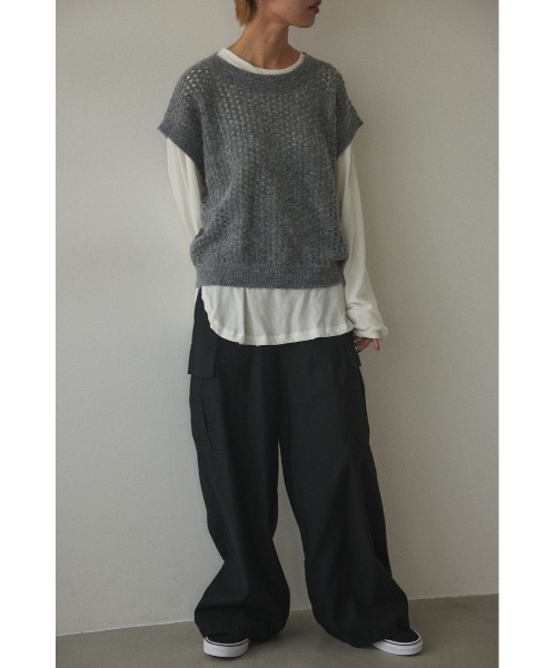 BLACK BY MOUSSY（ブラックバイマウジー）の「wide military pants( ワイドミリタリーパンツ)（カーゴパンツ・レディース・オフホワイト/カーキ/ブラック・2/1）」の12枚目の写真