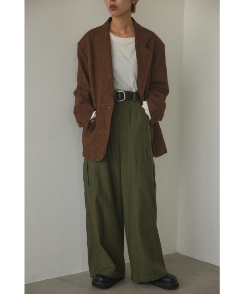 BLACK BY MOUSSY（ブラックバイマウジー）の「wide military pants( ワイドミリタリーパンツ)（カーゴパンツ・レディース・オフホワイト/カーキ/ブラック・2/1）」の14枚目の写真