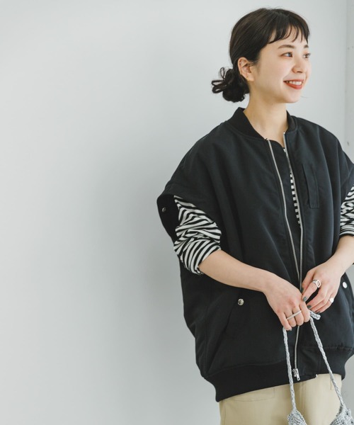 ITEMS URBANRESEARCH（アイテムズ アーバンリサーチ）の「中綿2WAYブルゾン（ブルゾン・レディース・カーキ/ブラック・FREE）」の2枚目の写真