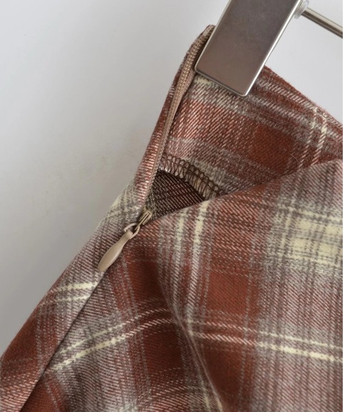 aimoha（アイモハ）の「チェック柄マーメードスカート（スカート・レディース・チョコ/ネイビー/レッド・SMALL/MEDIUM）」の11枚目の写真
