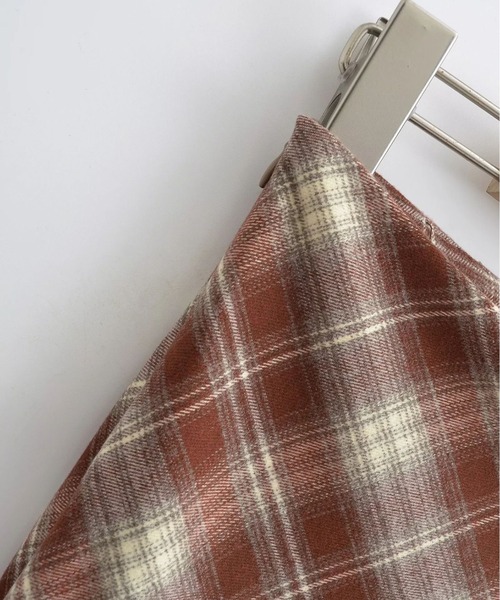aimoha（アイモハ）の「チェック柄マーメードスカート（スカート・レディース・チョコ/ネイビー/レッド・SMALL/MEDIUM）」の13枚目の写真