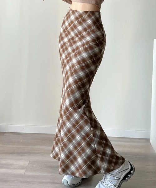 aimoha（アイモハ）の「チェック柄マーメードスカート（スカート・レディース・チョコ/ネイビー/レッド・SMALL/MEDIUM）」の5枚目の写真