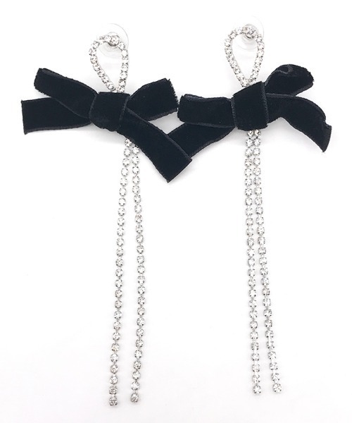 Futier land(フューティアランド)の「リボンラインストーンピアス(ピアス(両耳用)・レディース・シルバー・FREE)」の9枚目の写真