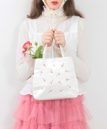 ACCOMMODE（アコモデ）の「サテンフラワーミニバッグ（ハンドバッグ）」