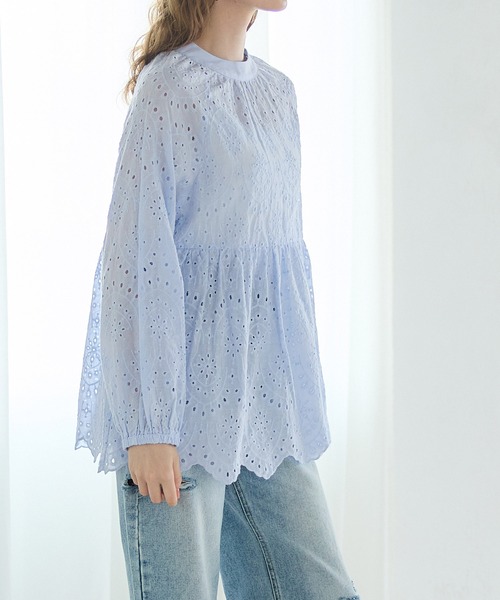 coca（coca）（コカ）の「刺繍カットワークブラウス（シャツ/ブラウス・レディース・ライトブルー/ホワイト・L/M）」の5枚目の写真