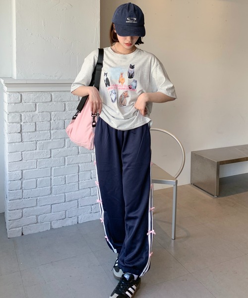 SHEPP（シープ）の「リボン付き サイドラインジャージパンツ / トラックパンツ（スウェットパンツ・レディース・ネイビー/ピンク/ブラック・FREE）」の4枚目の写真