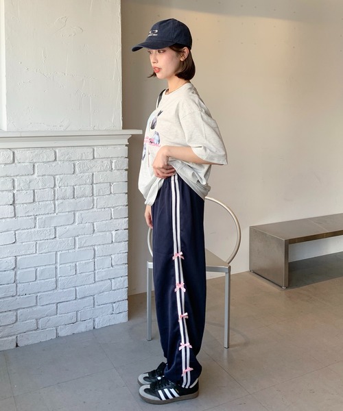 SHEPP（シープ）の「リボン付き サイドラインジャージパンツ / トラックパンツ（スウェットパンツ・レディース・ネイビー/ピンク/ブラック・FREE）」の5枚目の写真