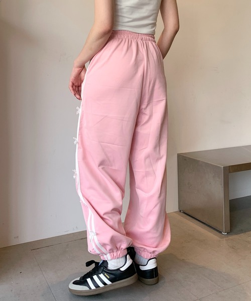 SHEPP（シープ）の「リボン付き サイドラインジャージパンツ / トラックパンツ（スウェットパンツ・レディース・ネイビー/ピンク/ブラック・FREE）」の14枚目の写真