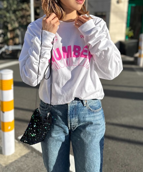 mi via loca(ミヴィアロカ)の「GILDAN ナンバーロゴロンT 【PT NO. MVL027 ※2A】(Tシャツ/カットソー・レディース・オフホワイト/ナチュラル/ブラック/オートミール/ホワイト系その他・MEDIUM/X-LARGE)」の7枚目の写真