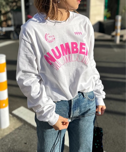 mi via loca(ミヴィアロカ)の「GILDAN ナンバーロゴロンT 【PT NO. MVL027 ※2A】(Tシャツ/カットソー・レディース・オフホワイト/ナチュラル/ブラック/オートミール/ホワイト系その他・MEDIUM/X-LARGE)」の8枚目の写真