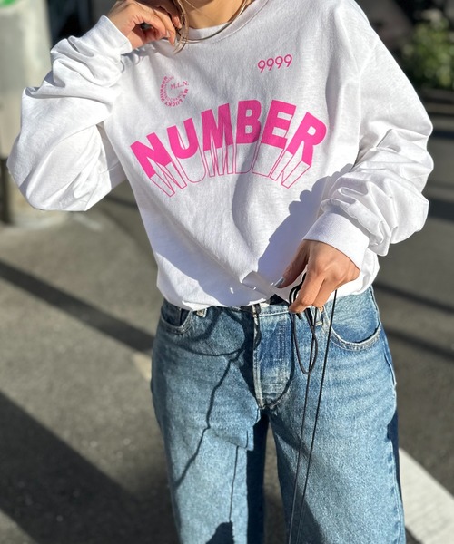 mi via loca(ミヴィアロカ)の「GILDAN ナンバーロゴロンT 【PT NO. MVL027 ※2A】(Tシャツ/カットソー・レディース・オフホワイト/ナチュラル/ブラック/オートミール/ホワイト系その他・MEDIUM/X-LARGE)」の10枚目の写真