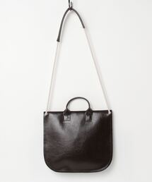 CAMIEL FORTGENS カミエルフォートヘンス　ショルダーバッグ カミエルフォートヘンス・CAMIEL FORTGENS：レザー ショルダーバッグ