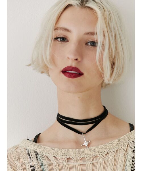 jouetie(ジュエティ)の「シャイニーモチーフリボンチョーカー(チョーカー・レディース・ゴールド/シルバー/オフホワイト/ブラック・FREE)」の7枚目の写真