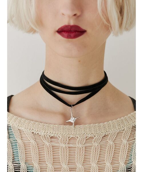 jouetie(ジュエティ)の「シャイニーモチーフリボンチョーカー(チョーカー・レディース・ゴールド/シルバー/オフホワイト/ブラック・FREE)」の8枚目の写真