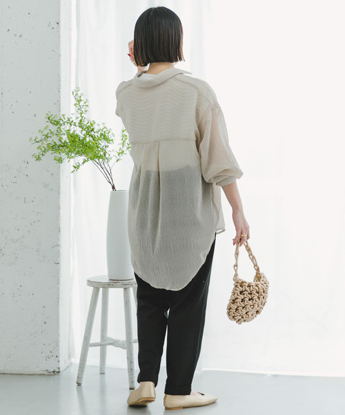 ITEMS URBANRESEARCH（アイテムズ アーバンリサーチ）の「『接触冷感』ヨウリュウシアービッグシャツ（シャツ/ブラウス・レディース・ブラック/ライトブルー/オフホワイト/ミント・FREE）」の9枚目の写真