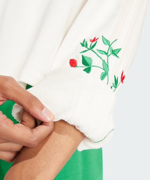 adidas(アディダス)の「フローラルグラフィック スウェット / アディダスオリジナルス adidas Originals(スウェット・レディース・ホワイト/グリーン・MEDIUM/LARGE/XX-LARGE/SMALL/X-LARGE/X-SMALL)」の11枚目の写真