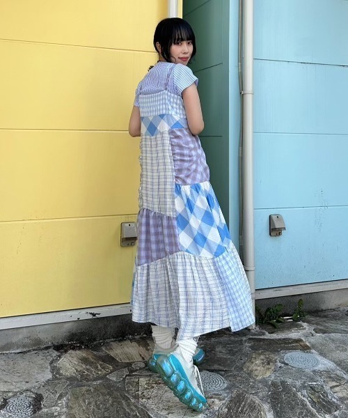 Candy Stripper（キャンディストリッパー）の「PATCHWORK CAMISOLE ワンピース（ワンピース・レディース・ブラック/ライトブルー/ブラウン・2）」の18枚目の写真