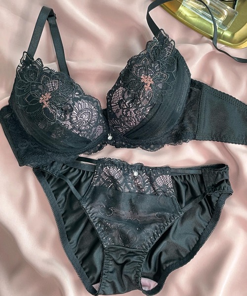 【セール】ブラ＆ショーツセット Bra&shorts（ブラ&ショーツ）｜fran de lingerie（フランデランジェリー）のファッション