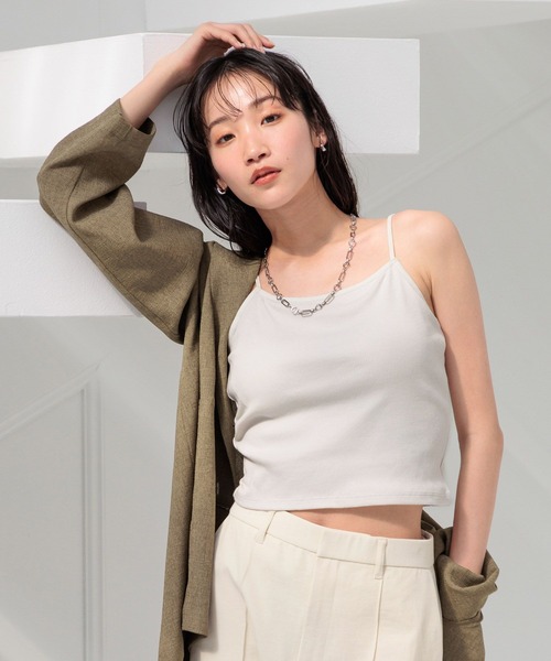 LOWRYS FARM（ローリーズファーム）の「スタイルＵＰカップクロップド　111886（Tシャツ/カットソー・レディース・ブラック/アイボリー/その他・FREE）」の2枚目の写真