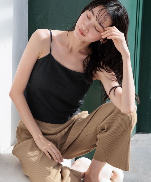 LOWRYS FARM（ローリーズファーム）の「スタイルＵＰカップクロップド　111886（Tシャツ/カットソー・レディース・ブラック/アイボリー/その他・FREE）」の3枚目の写真