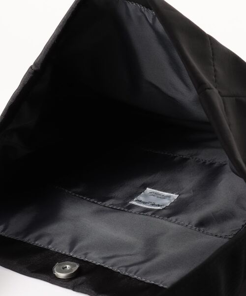 Legato Largo(レガートラルゴ)の「Legato Largo / ドロストバック A4ショルダー / LI-E1625(バックパック/リュック・レディース・アイボリー/ブラック/グレー/ミント/ベージュ・ONESIZE)」の8枚目の写真