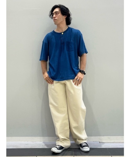 GAP（ギャップ）の「リラックスヘンリーネックTシャツ(ユニセックス)（Tシャツ/カットソー・メンズ・インディゴブルー/ブラック/ホワイト/グレー・XL/XS/S/M/L）」の11枚目の写真