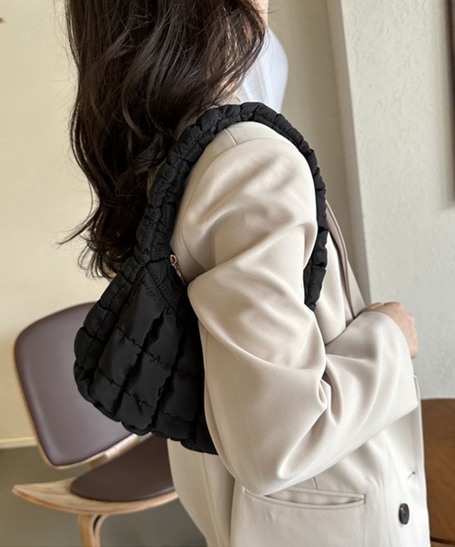 M2SUQARED(エムツースクエア)の「【M2SUQARED/エムツースクエア】キルティングミニバッグ/ハンドバック(ハンドバッグ・レディース・ブラウン/ピンク/ホワイト/ライトピンク/グリーン/ブラック・ONE SIZE)」の20枚目の写真