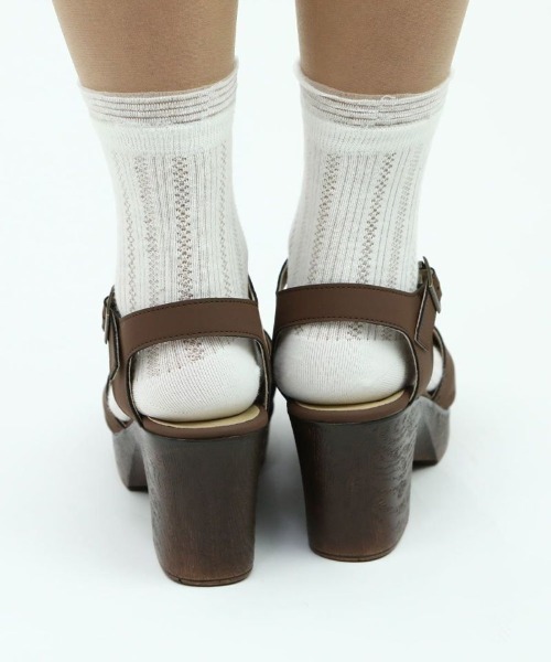 F i.n.t（フィント）の「ハートリース刺繍ウッドライクソールサンダル/fint（サンダル・レディース・アイボリー/ブラウン・S/M/L）」の13枚目の写真