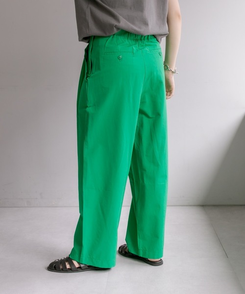 ear PAPILLONNER（イアパピヨネ）の「《ウエスト調整可能》ストレッチ/ツータックワイドパンツ【SUM1 STYLE（スミ スタイル）】（その他パンツ・レディース・ブラック/キャメル/グリーン/パープル/アイボリー・FREE）」の7枚目の写真