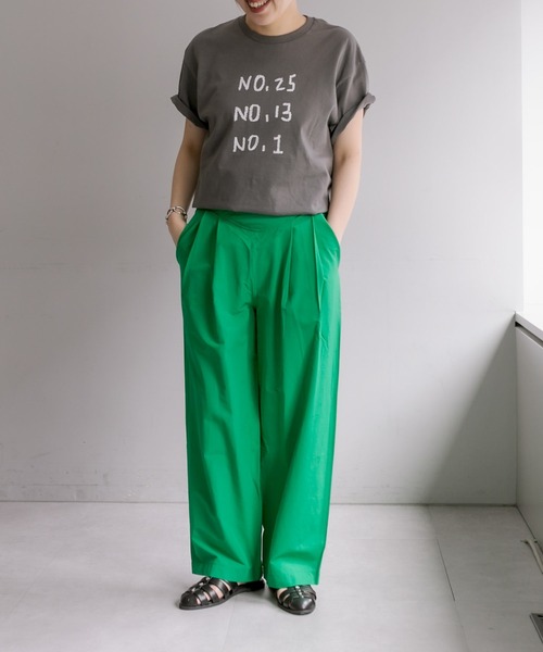 ear PAPILLONNER（イアパピヨネ）の「《ウエスト調整可能》ストレッチ/ツータックワイドパンツ【SUM1 STYLE（スミ スタイル）】（その他パンツ・レディース・ブラック/キャメル/グリーン/パープル/アイボリー・FREE）」の10枚目の写真