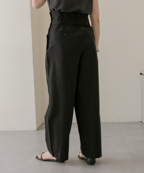 ear PAPILLONNER（イアパピヨネ）の「《ウエスト調整可能》ストレッチ/ツータックワイドパンツ【SUM1 STYLE（スミ スタイル）】（その他パンツ・レディース・ブラック/キャメル/グリーン/パープル/アイボリー・FREE）」の21枚目の写真